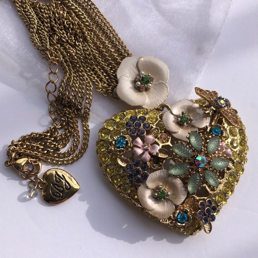 Betsey Johnson Rhinstone Heart Necklace.